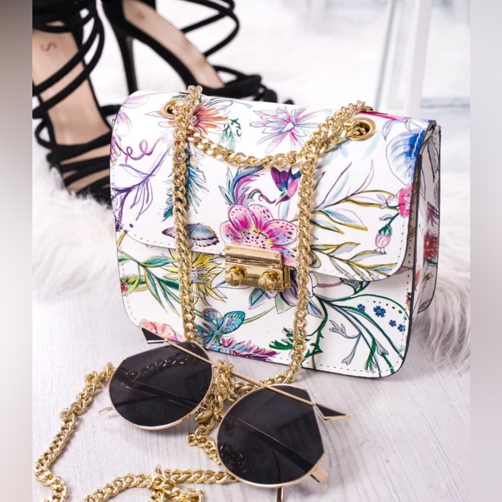 💯 💥🎉💥 INC International Concepts White Floral Quinn Shoulder/Crossbody Bag
